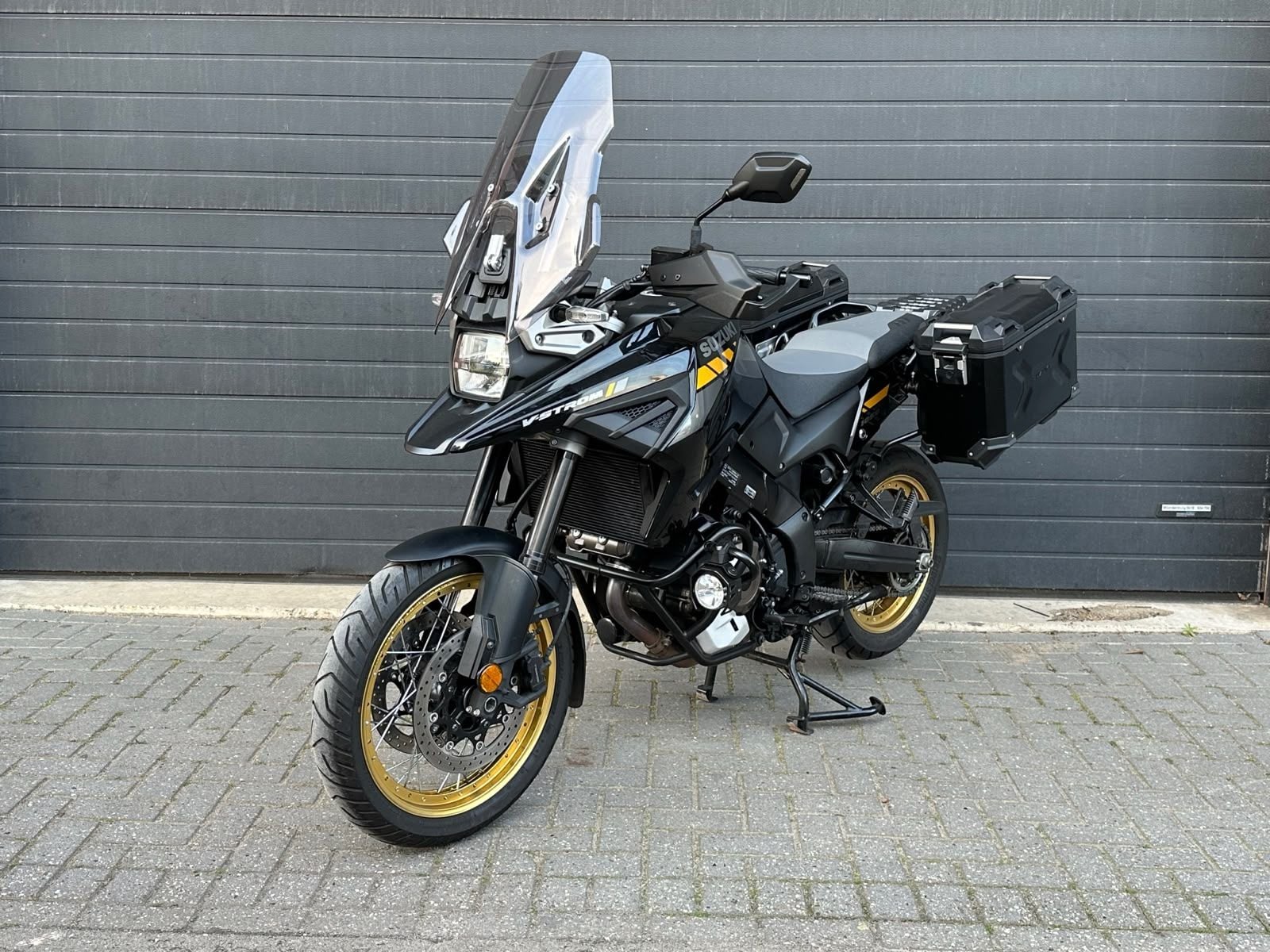 Suzuki V-Strom adventuremotor bij BikeProfs